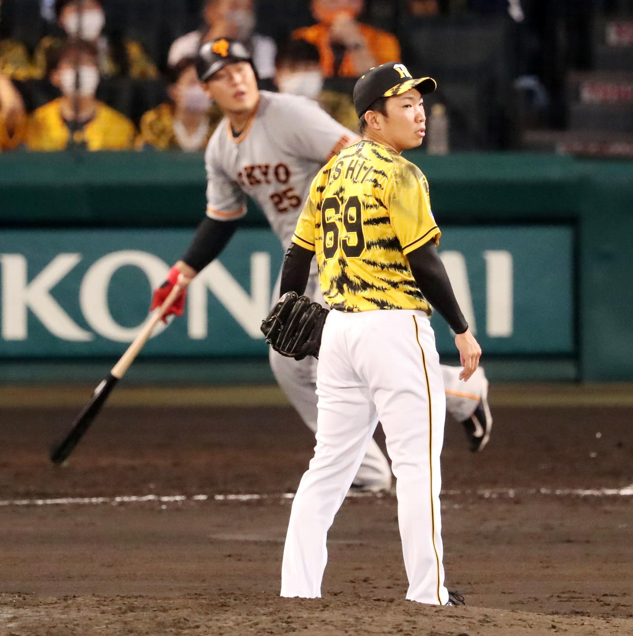 5回表巨人無死、石井大は岡本和真に左越え本塁打を被弾（撮影・加藤哉）
