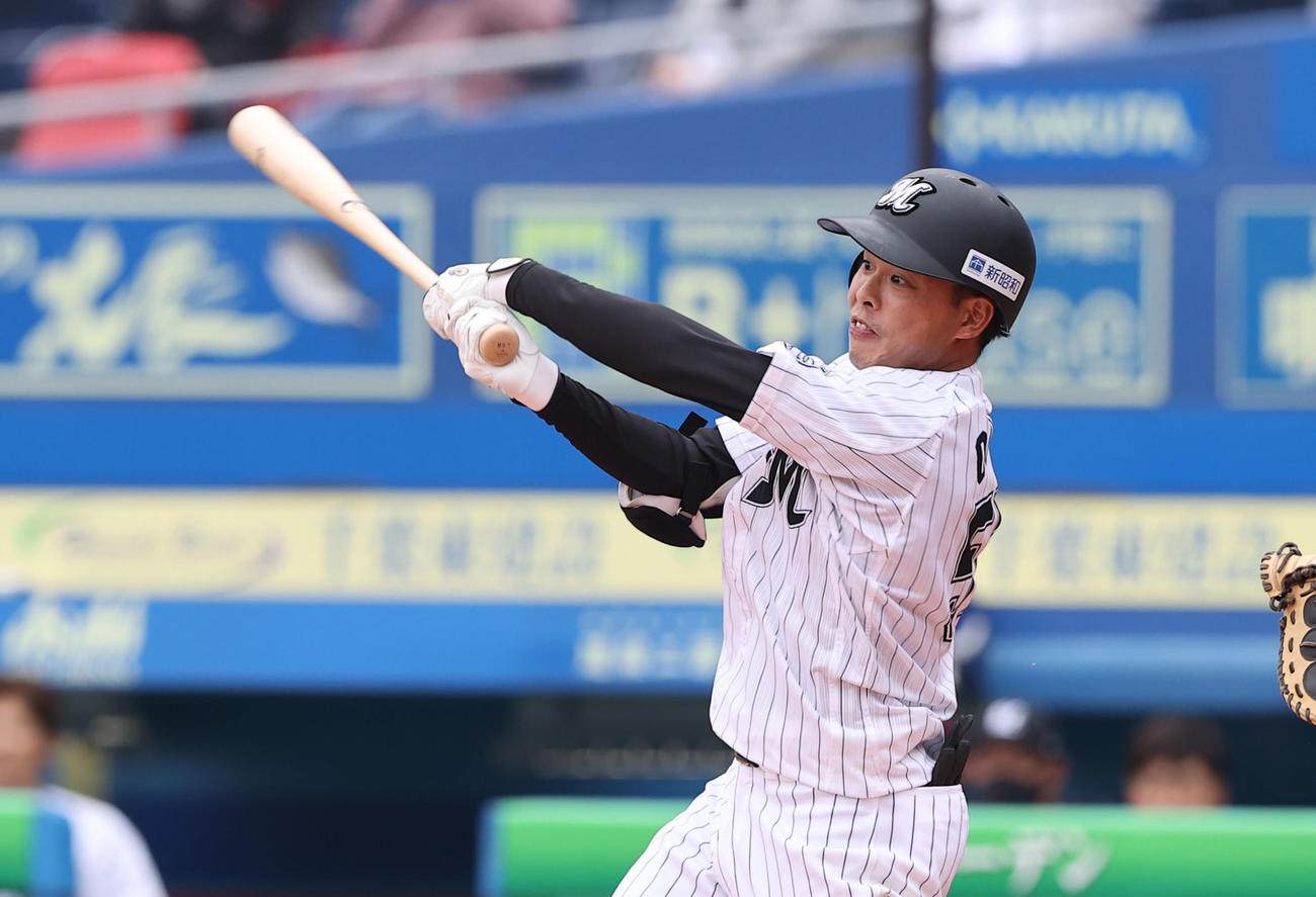 ロッテ小川龍成（2021年3月12日撮影）
