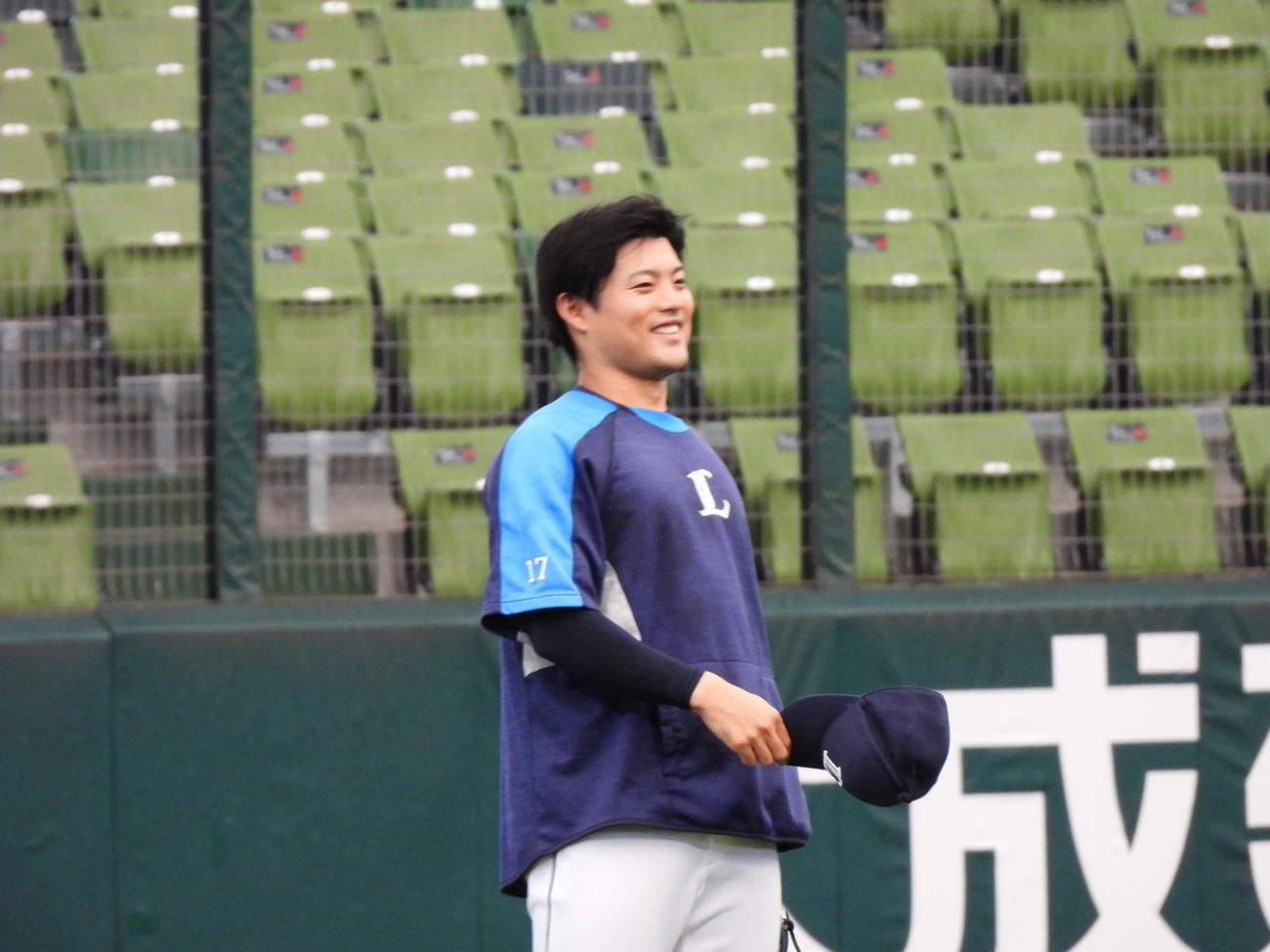 メットライフドームで調整を行った西武松本（球団提供）