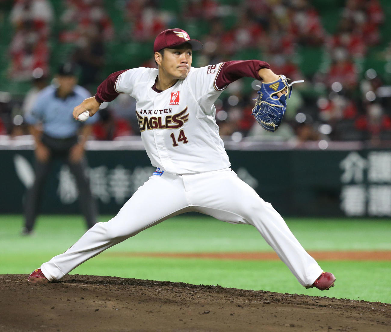 ソフトバンク対楽天　楽天先発則本昂（撮影・屋方直哉）