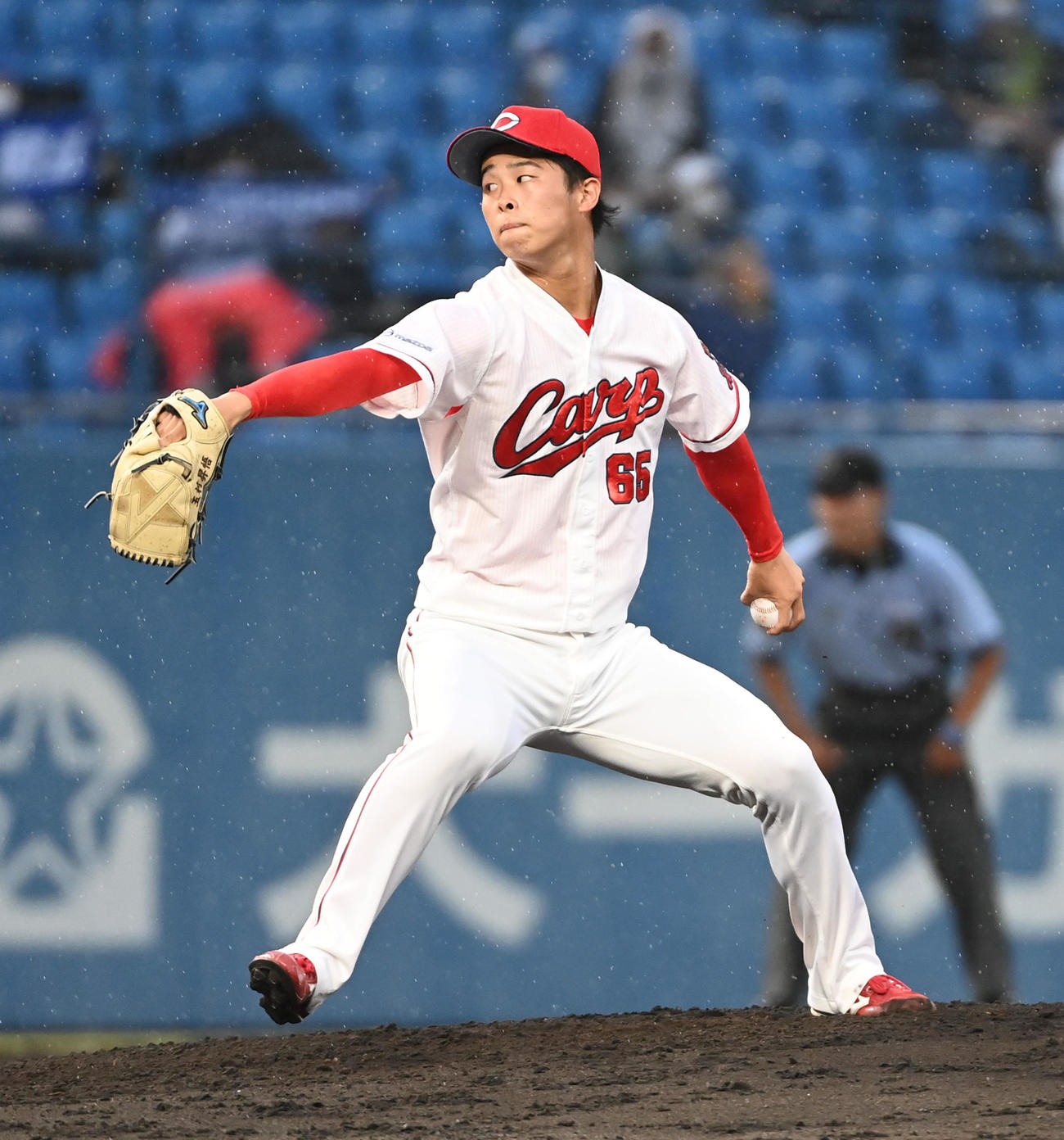 全ウ対全イ　全ウ3番手の玉村（撮影・前岡正明）