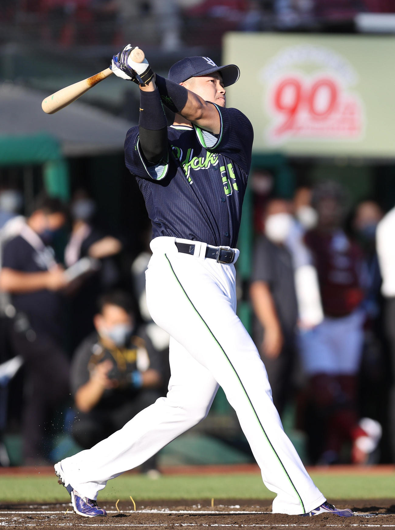 全パ対全セ　ホームランダービーで快音を鳴らす村上（撮影・狩俣裕三）