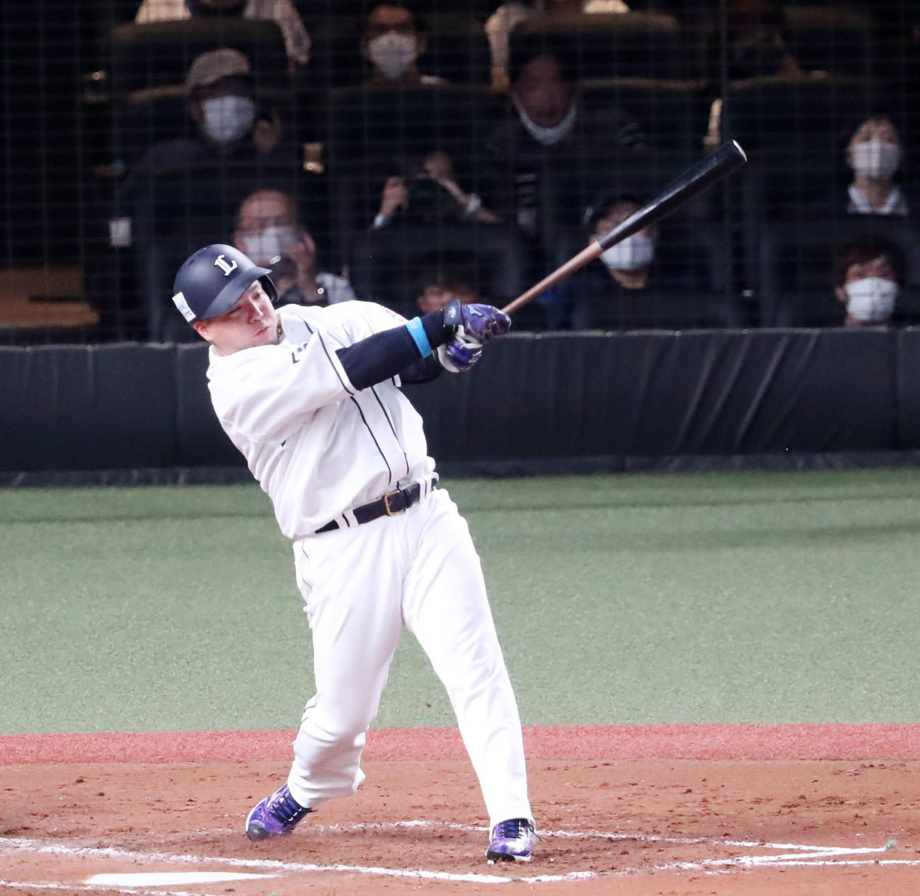 全パ対全セ　2回裏全パ無死一、二塁、山川は左越え適時二塁打を放つ（撮影・加藤哉）