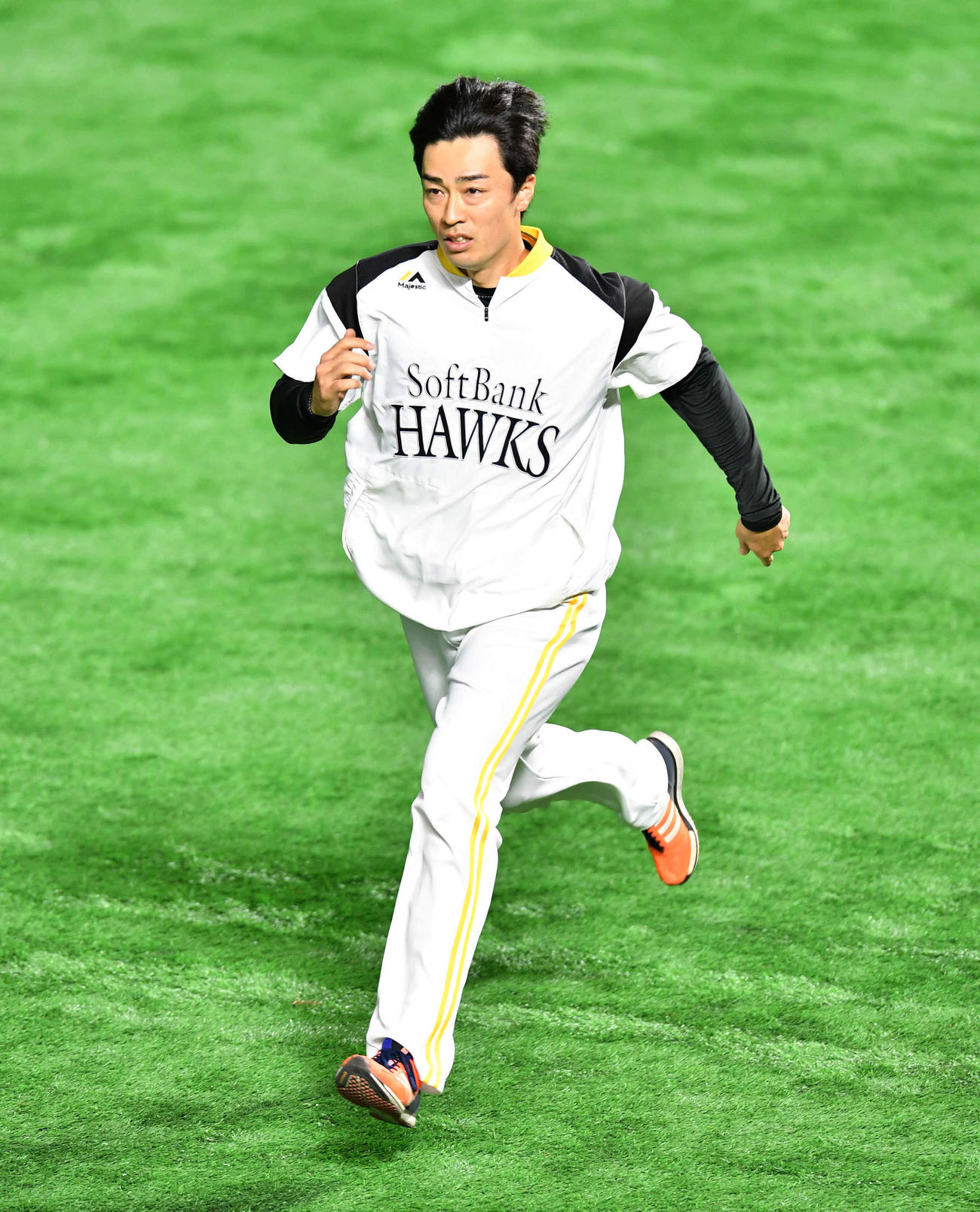 走り込みを行うソフトバンク和田毅（2021年4月27日撮影）
