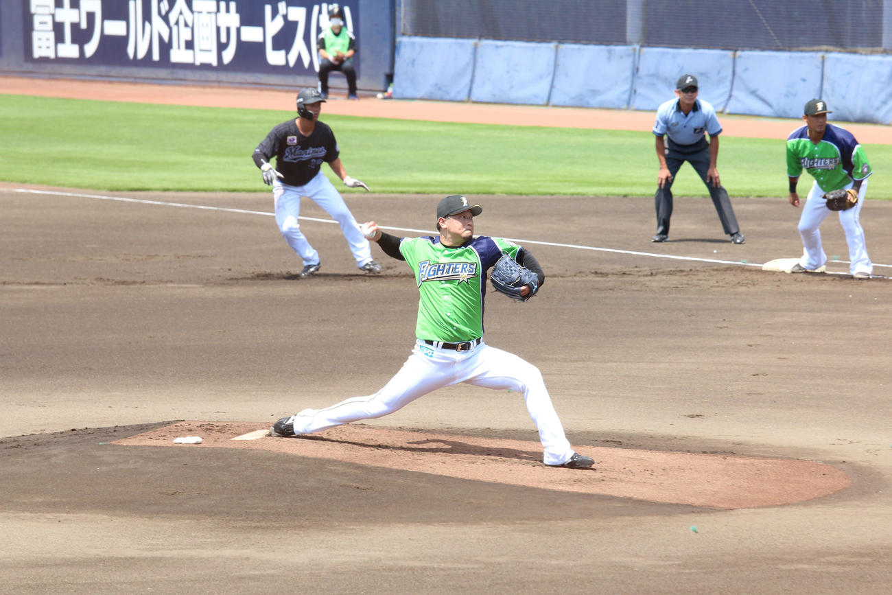 日本ハム対ロッテ　先発した日本ハム池田（撮影・田中彩友美）