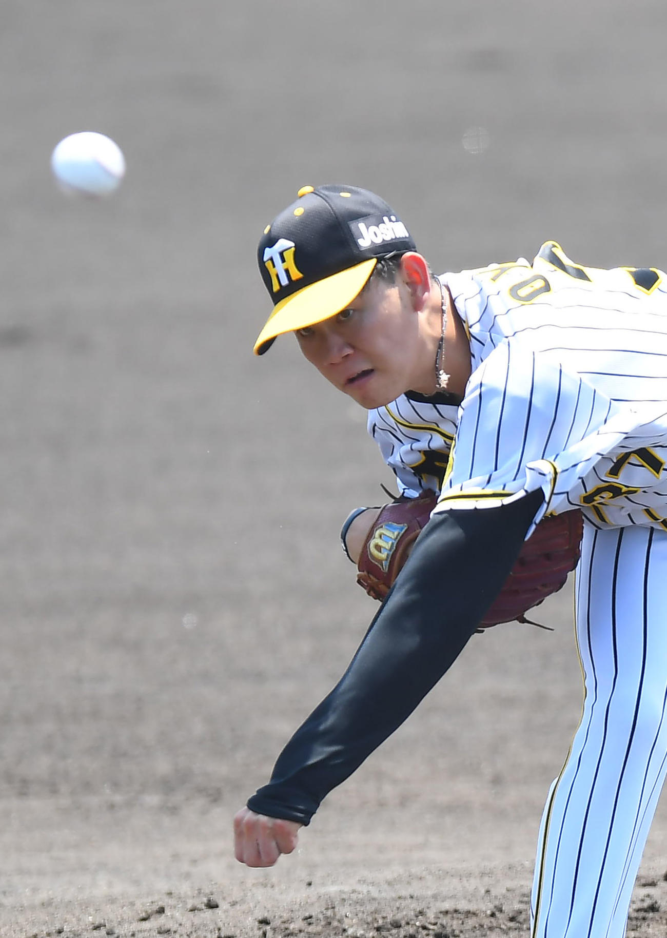 2軍中日戦で先発し3回を無失点に抑える及川（代表撮影）