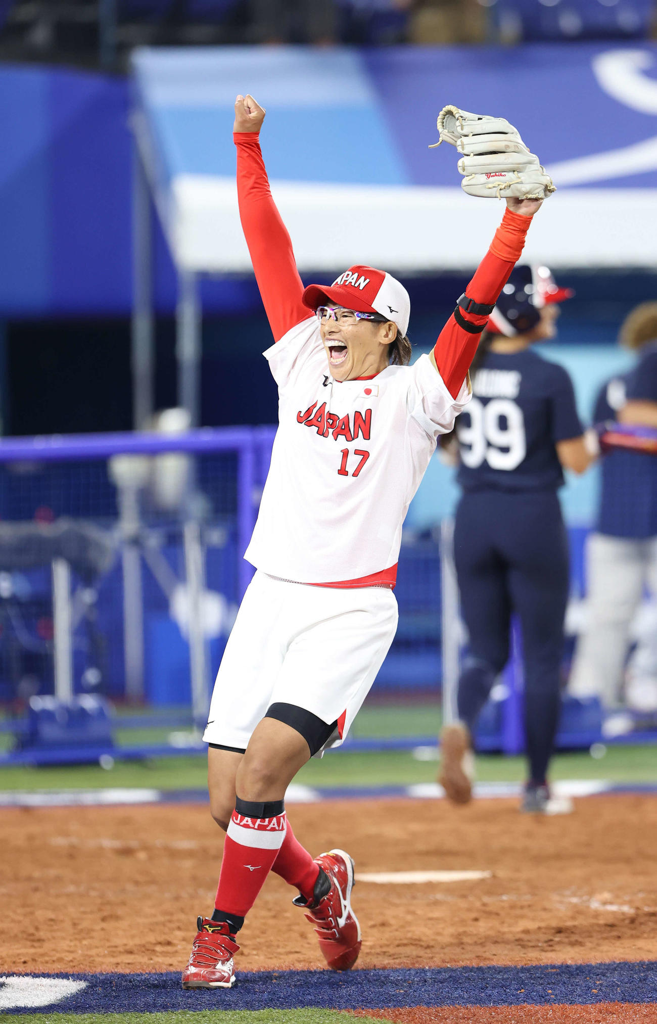 日本対米国　優勝を決めてガッツポーズを見せる上野（2021年7月27日撮影）