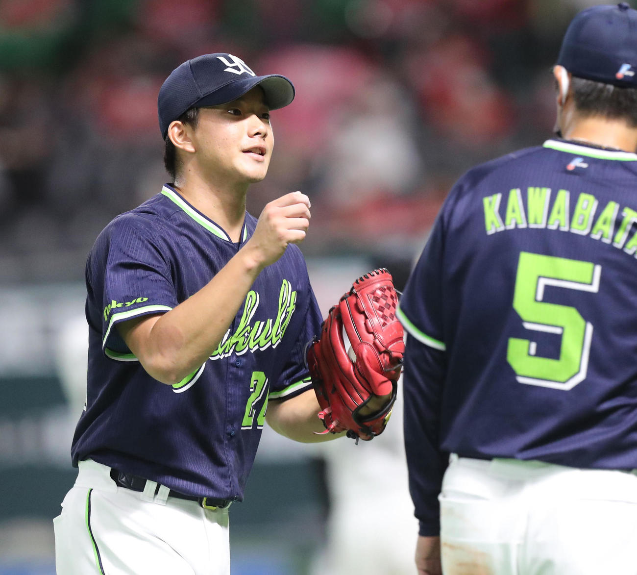 ソフトバンク対ヤクルト　7回から登板した木沢尚文は3イニングを投げ無失点と好投、笑顔（撮影・梅根麻紀）