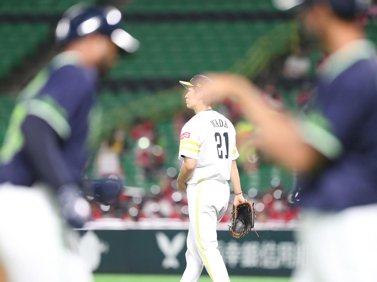 ソフトバンク対ヤクルト　3回表ヤクルト2死一塁、サンタナに左越え2点本塁打を浴びた和田毅（撮影・梅根麻紀）