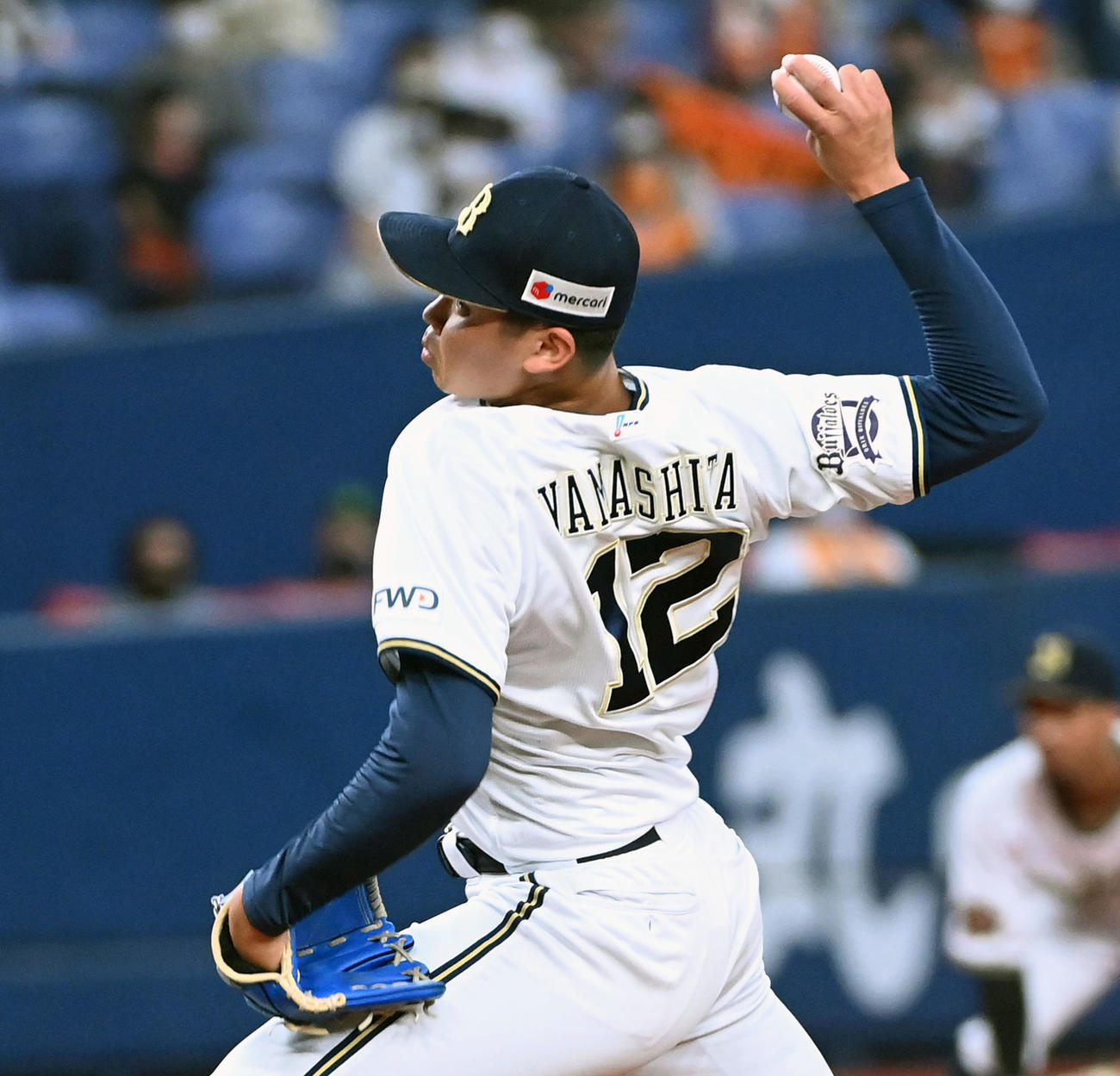 オリックス対巨人　オリックス3番手の山下（撮影・前岡正明）
