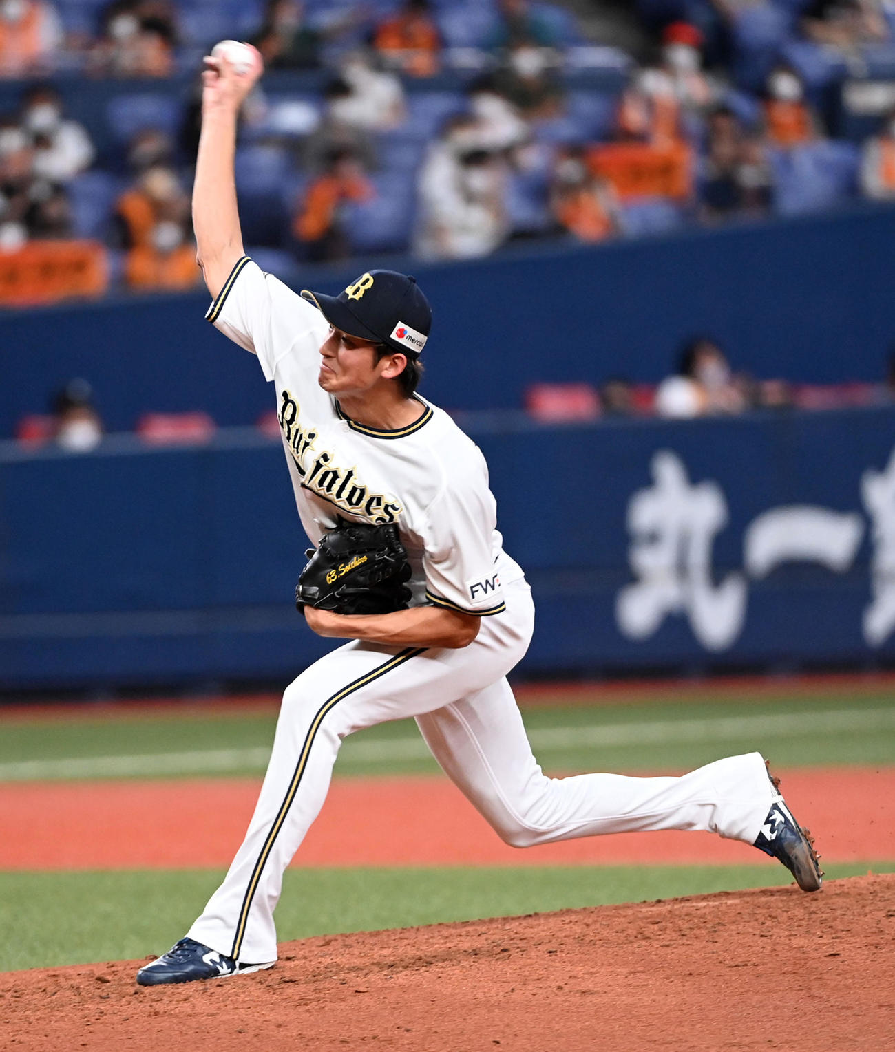 オリックス対巨人　オリックス先発の山崎颯（撮影・前岡正明）