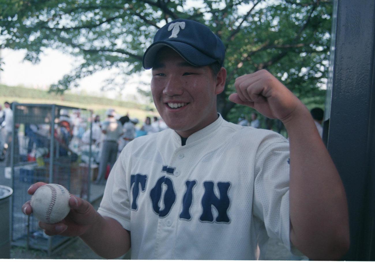 大阪桐蔭時代の中村剛也（2001年7月26日撮影）