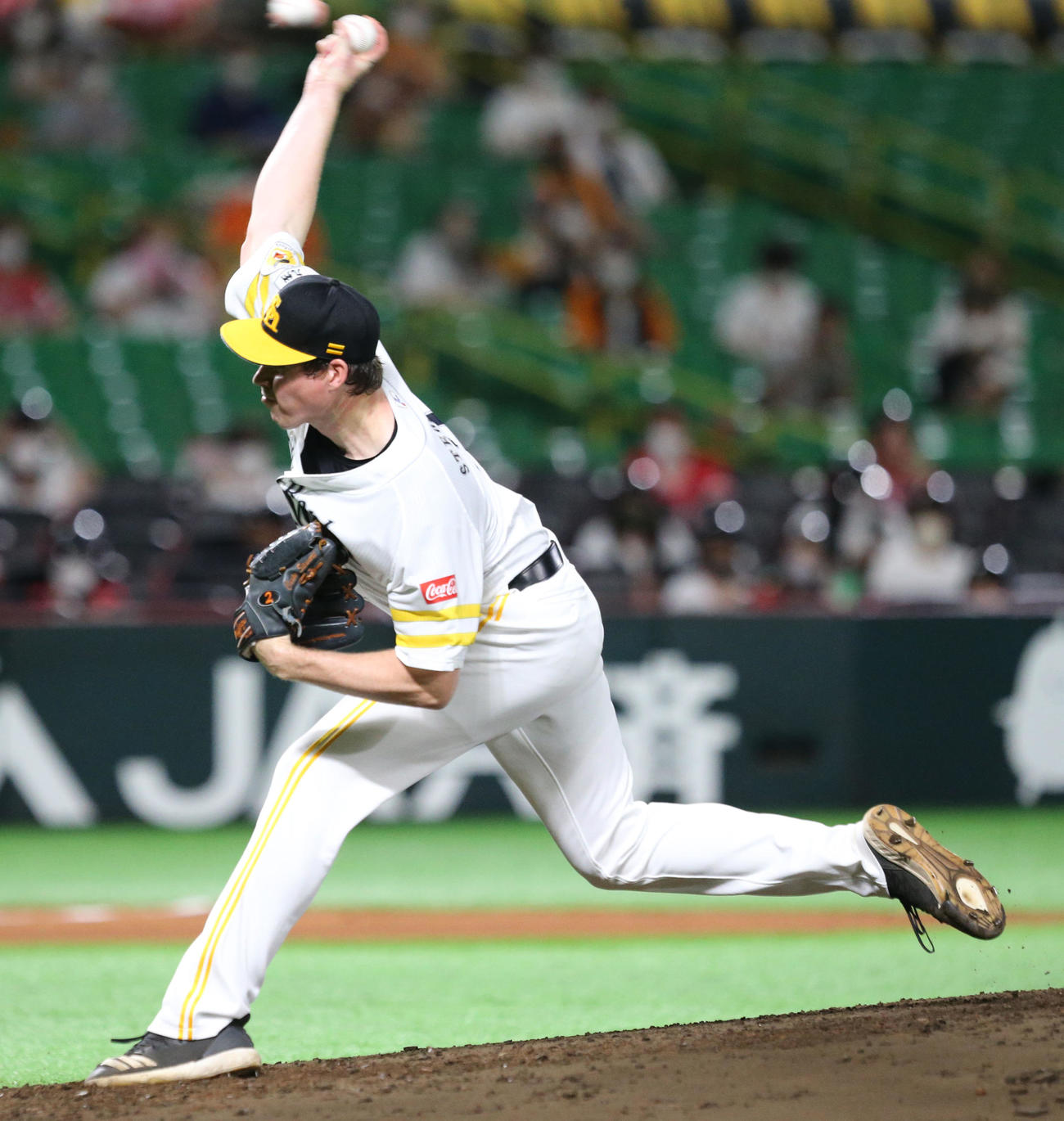 ソフトバンク対巨人　ソフトバンク先発スチュワート（撮影・屋方直哉）