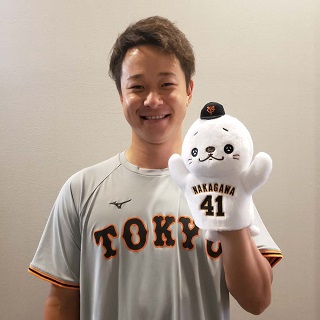 巨人が6日から発売する中川のハンドパペット「コタラシ」(球団提供)