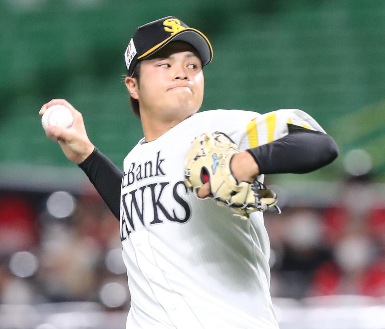 ソフトバンク対巨人　7回に登板した甲斐野央（撮影・梅根麻紀）