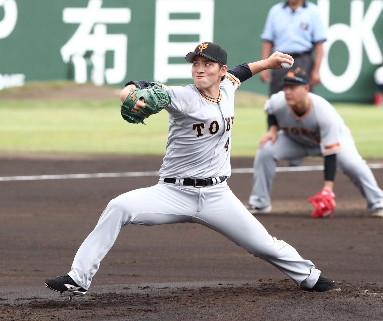 日本ハム対巨人　巨人先発の高橋（撮影・黒川智章）