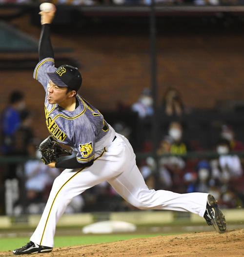 楽天対阪神 阪神2番手の石井大(撮影・前岡正明)