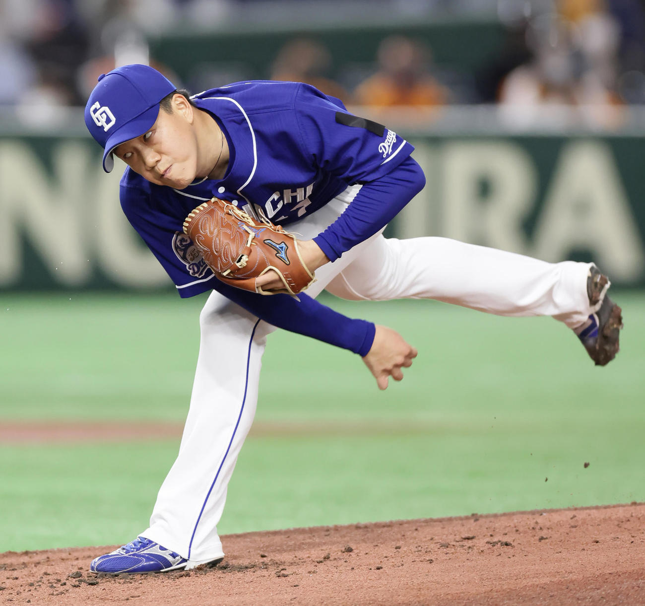 巨人対中日　中日先発の柳（撮影・足立雅史）