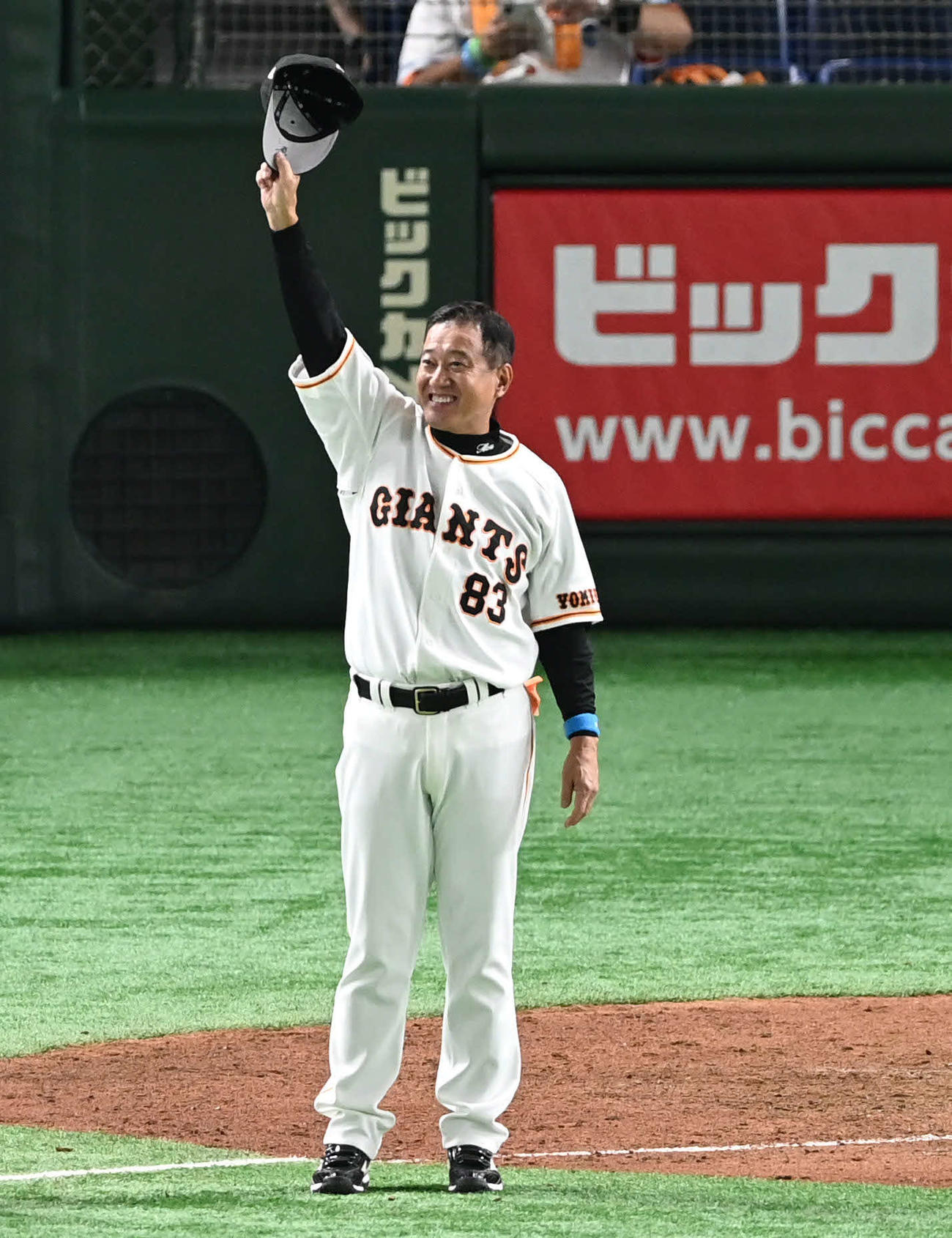巨人対中日　逆転勝ちに笑顔の巨人原監督（撮影・山崎安昭）