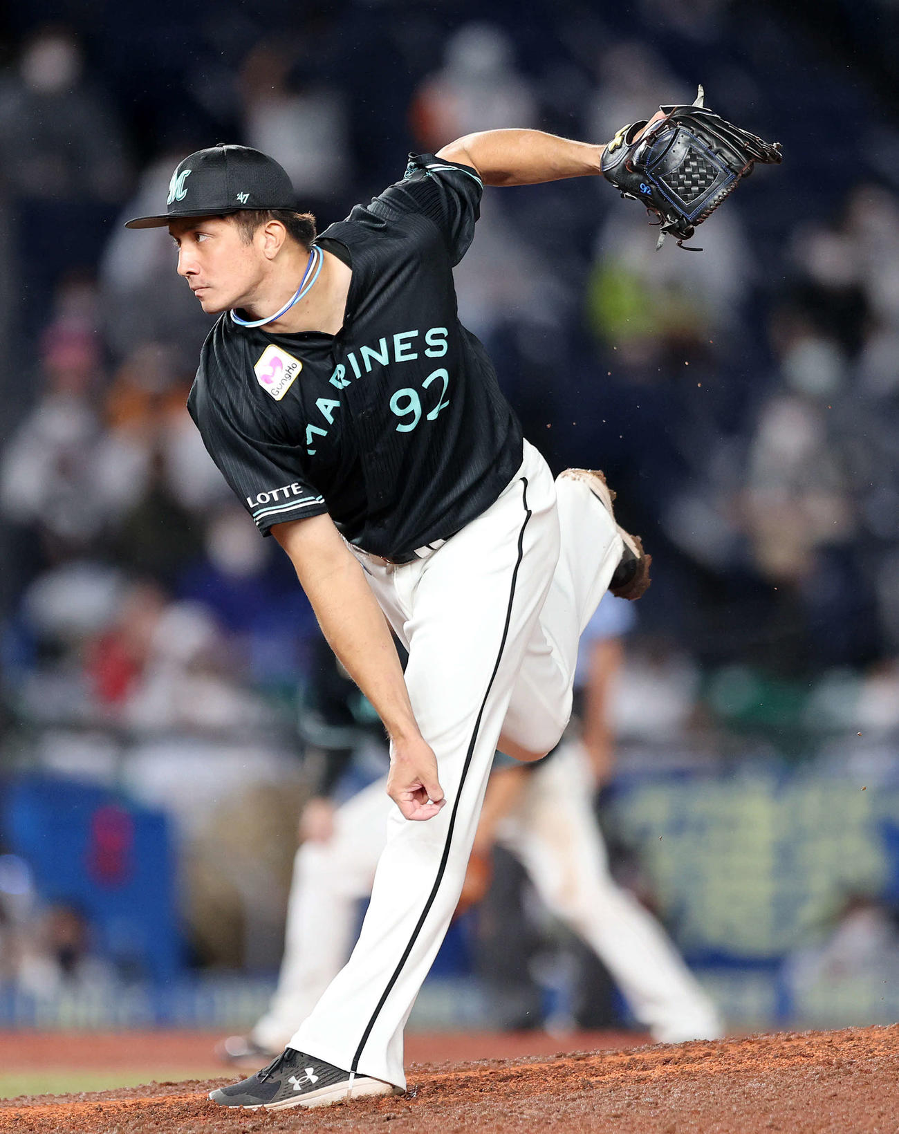 ロッテ対オリックス　力投するロッテ国吉（撮影・鈴木正人）