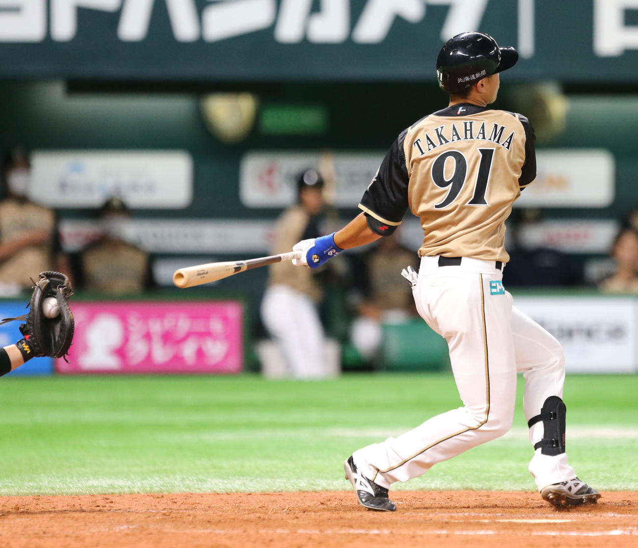 ソフトバンク対日本ハム　9回表日本ハム2死、高浜は三振に倒れ、日本ハムはノーヒットに終わる（撮影・屋方直哉）