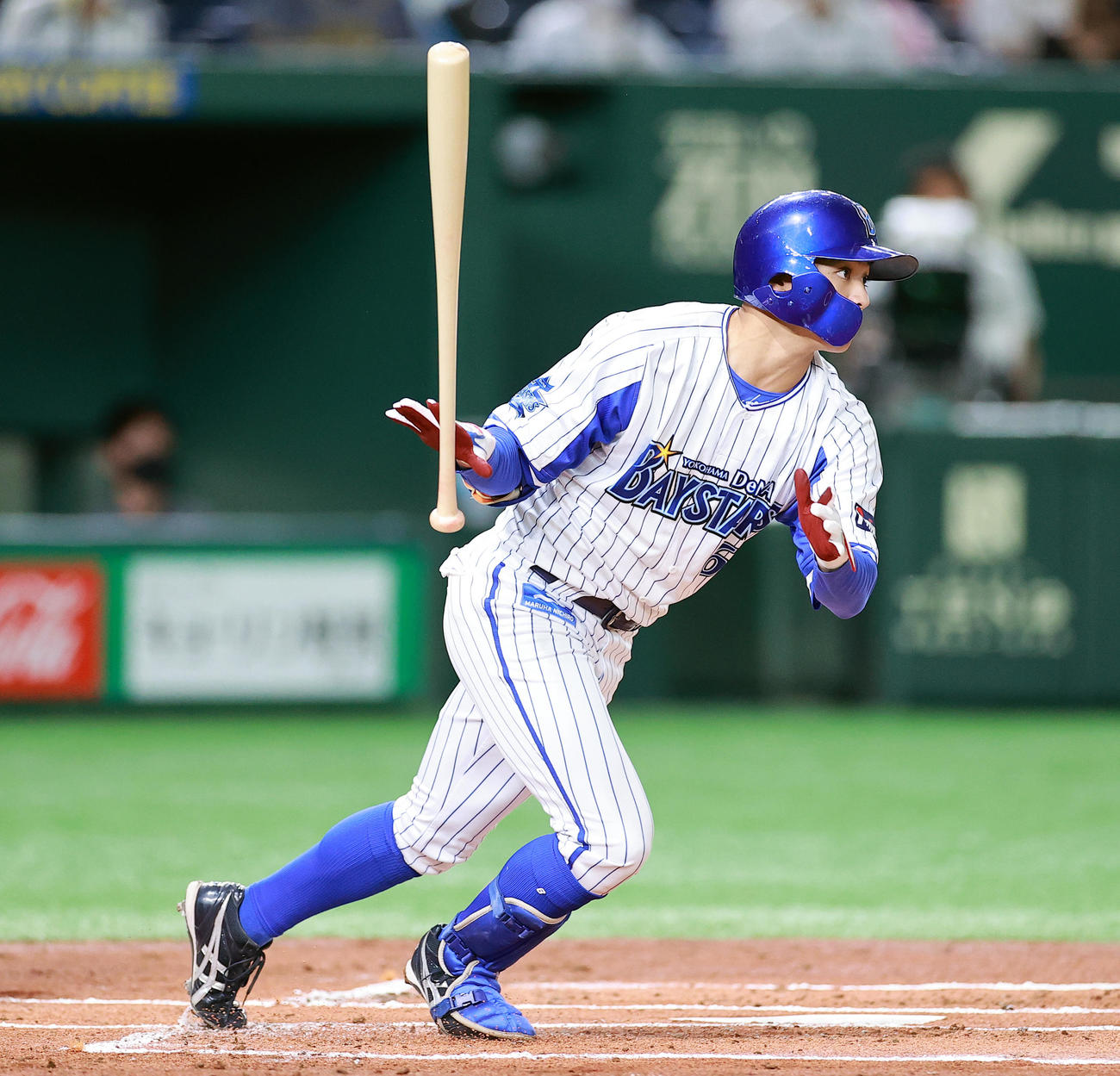 DeNA対阪神　1回裏DeNA無死二塁、森は先制右適時打を放つ（撮影・浅見桂子）