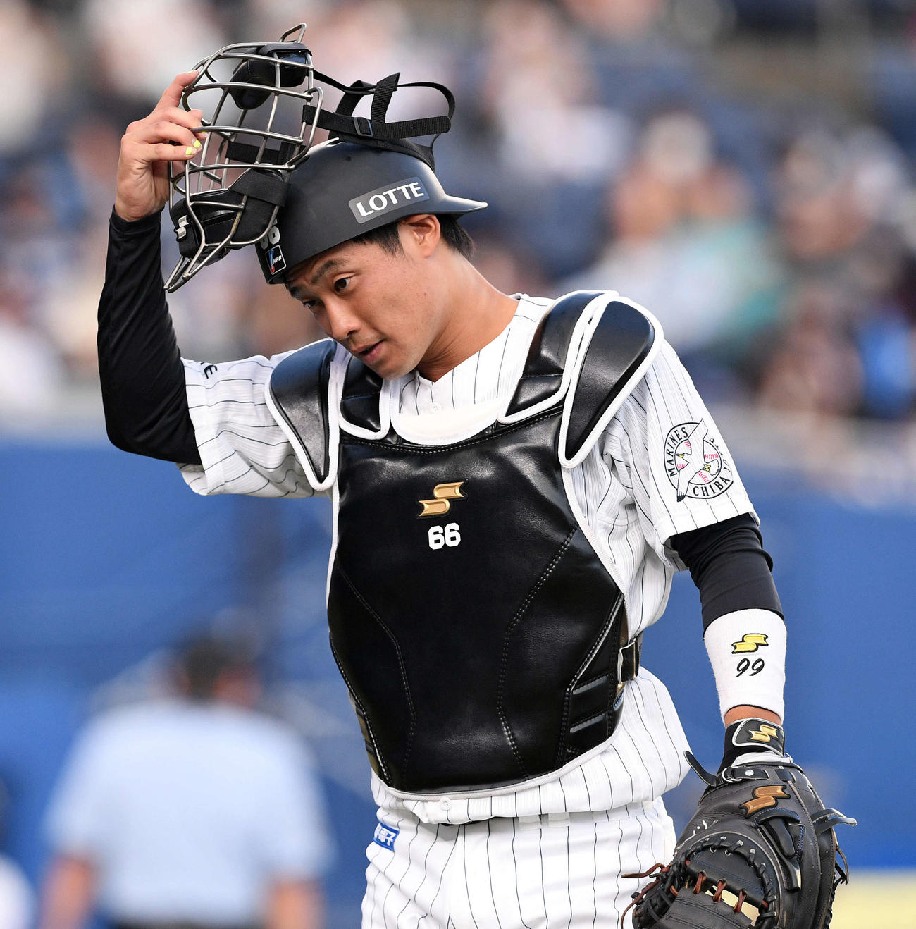 ロッテ対西武　先発で出場するロッテ加藤（撮影・滝沢徹郎）