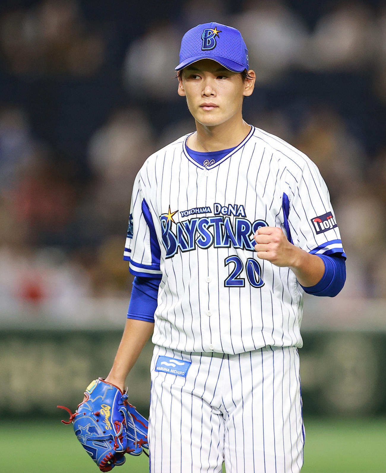 DeNA対阪神　4回表阪神2死三塁、大山を右飛に仕留めてガッツポーズする坂本（撮影・浅見桂子）