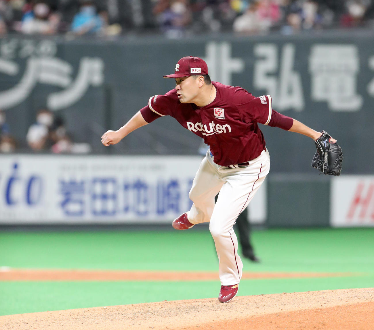 日本ハム対楽天　力投する楽天田中将（撮影・佐藤翔太）
