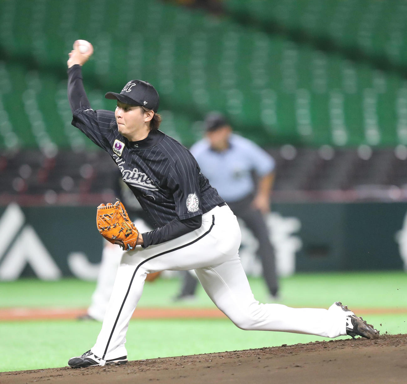 ソフトバンク対ロッテ　先発・二木康太（撮影・梅根麻紀）