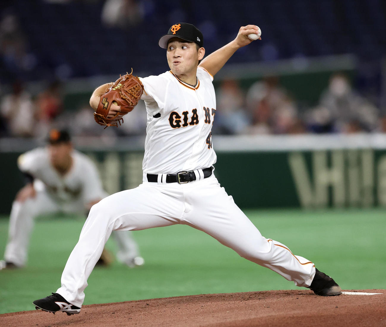 巨人対DeNA　巨人先発の高橋（撮影・狩俣裕三）