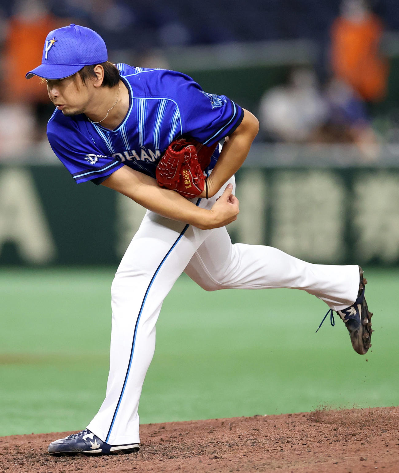 巨人対DeNA 9回裏から登板する三嶋（撮影・狩俣裕三）