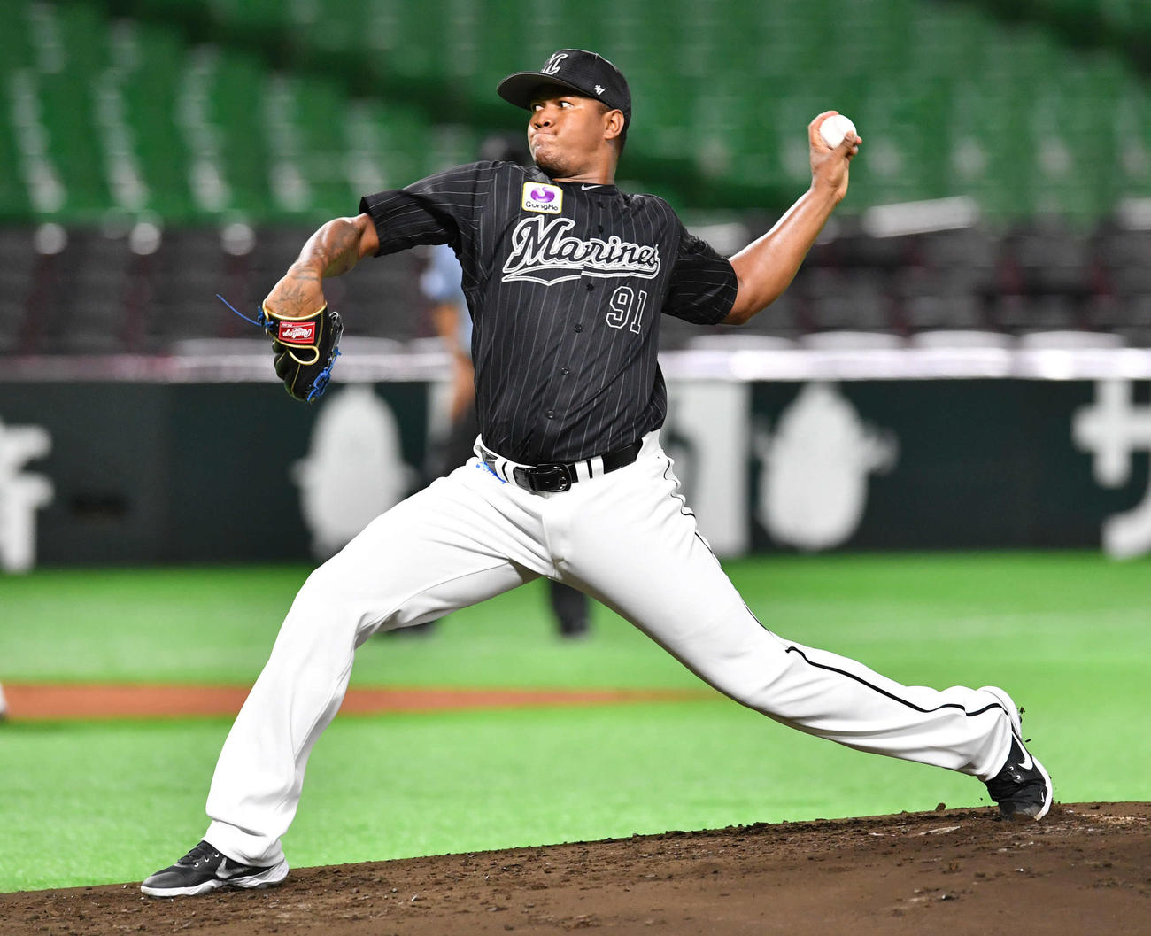 ソフトバンク対ロッテ　ロッテ先発のロメロ（撮影・岩下翔太）