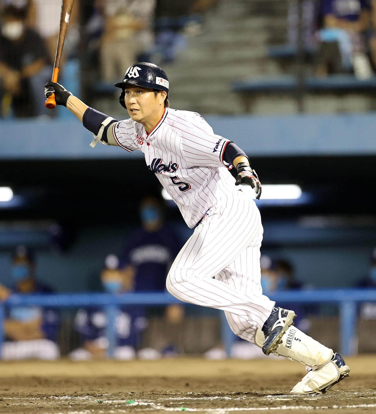 ヤクルト対中日　7回裏ヤクルト2死二塁、川端は三適時内野安打を放つ（撮影・鈴木正人）