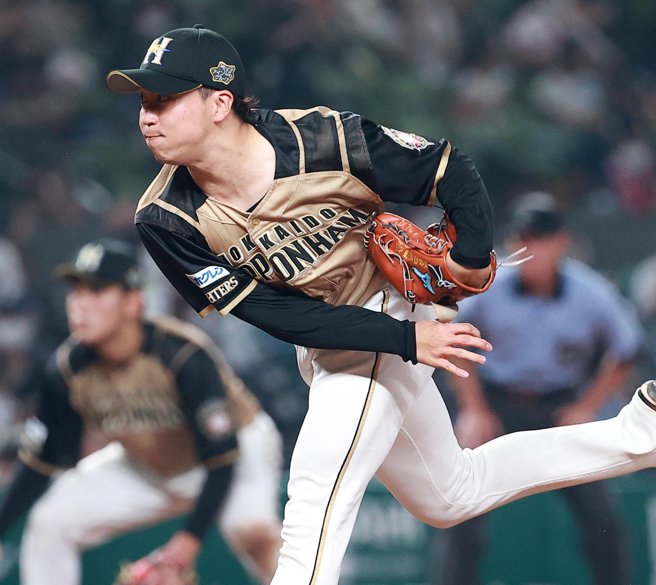 西武対日本ハム　5回裏西武無死一塁の場面で登板した井口（撮影・浅見桂子）