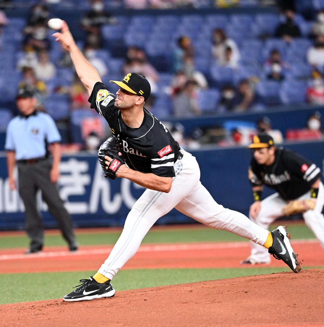 オリックス対ソフトバンク　ソフトバンク先発のマルティネス（撮影・前岡正明）