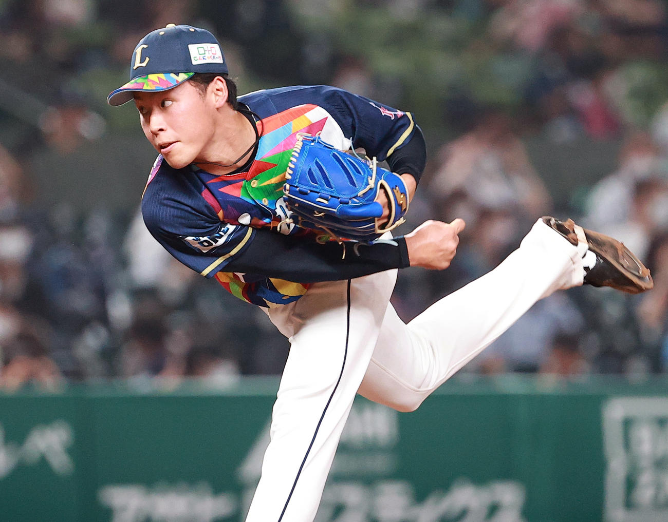 西武対日本ハム　5回表日本ハム1死一、二塁の場面で登板した水上（撮影・浅見桂子）