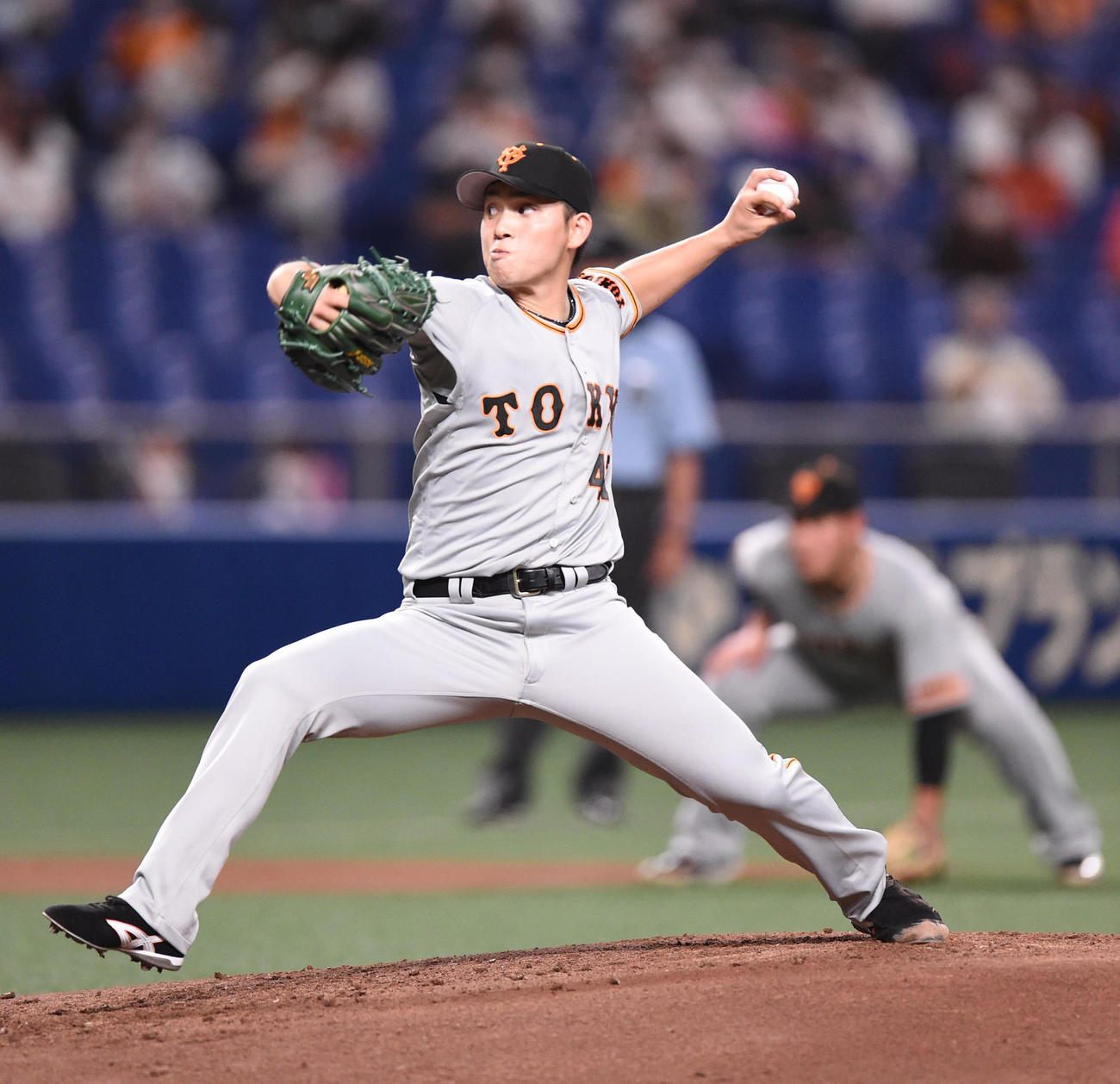 中日対巨人　10勝目を挙げた高橋（撮影・森本幸一）