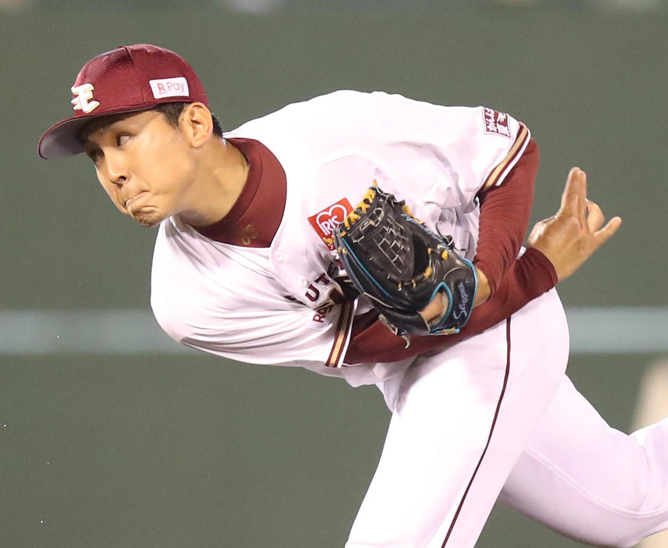 ソフトバンク対楽天　2番手として登板した西口直人（撮影・梅根麻紀）