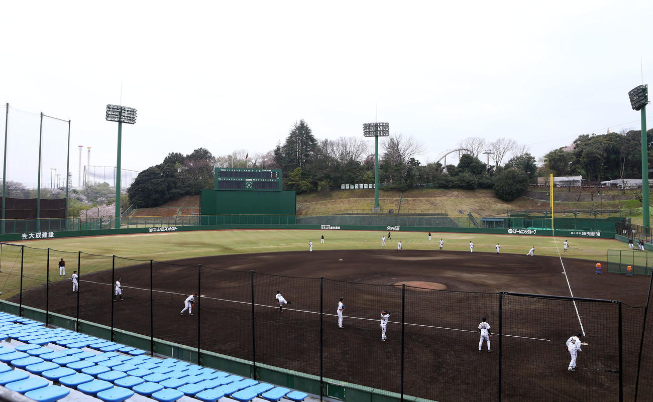 ジャイアンツ球場（2020年3月31日撮影）