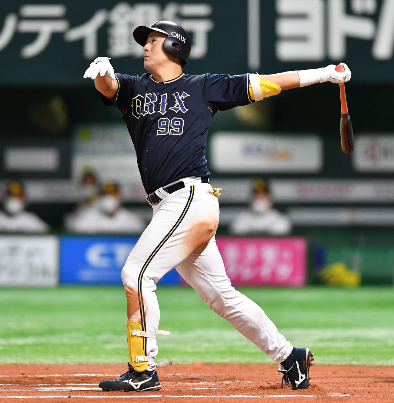 ソフトバンク対オリックス　6回表オリックス1死、杉本は左越え本塁打を放つ（撮影・岩下翔太）