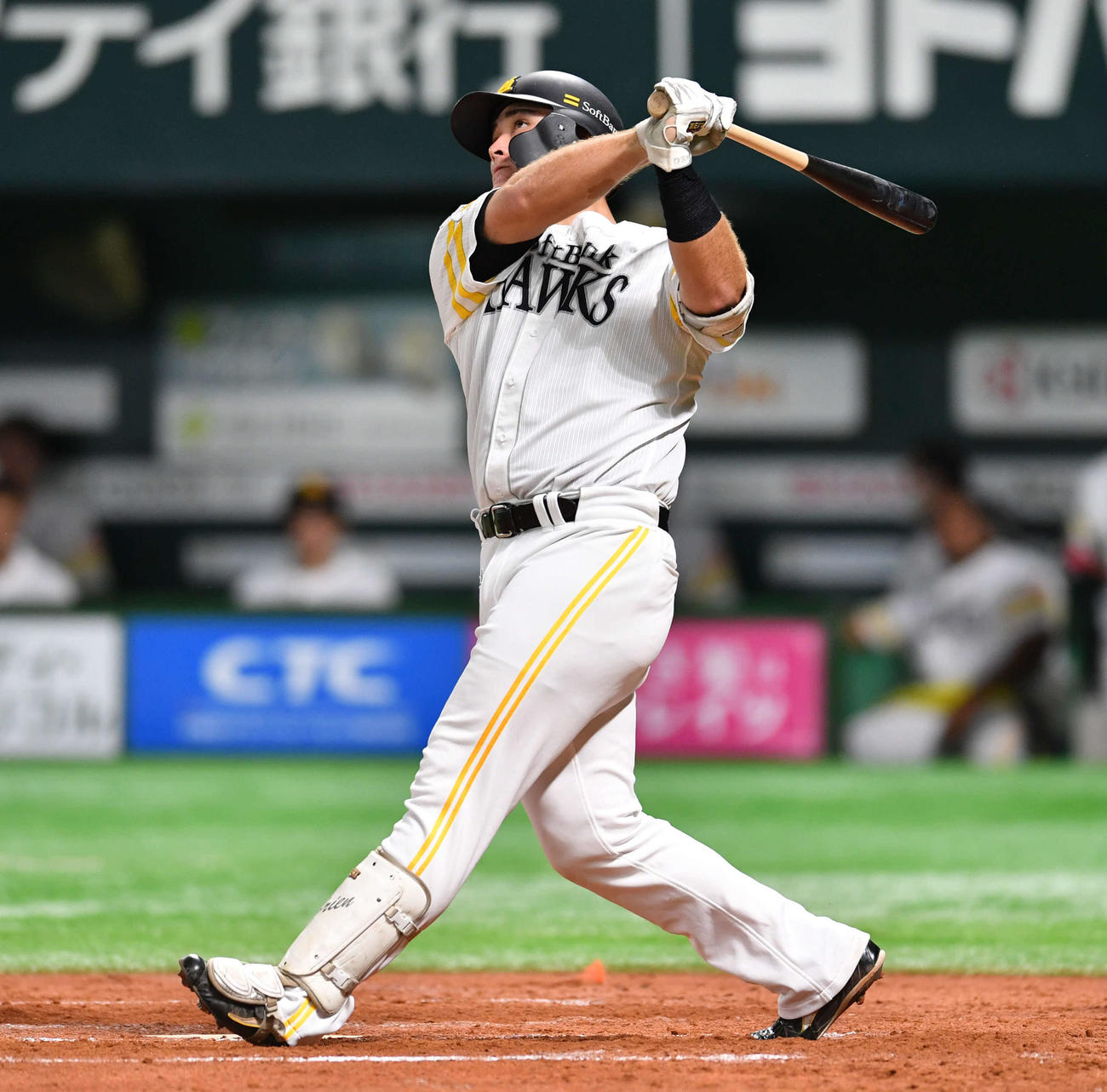 ソフトバンク対オリックス　7回裏ソフトバンク無死、リチャードは左越え本塁打を放つ（撮影・岩下翔太）