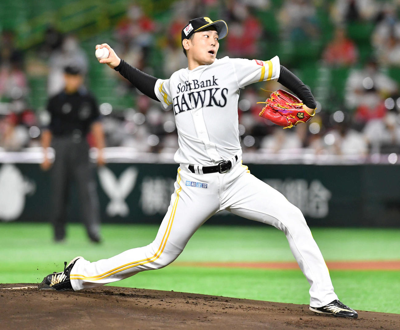 ソフトバンク対オリックス　6回4失点で5勝目を挙げたソフトバンク先発の石川（撮影・岩下翔太）
