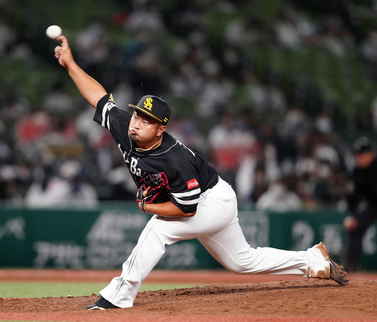 西武対ソフトバンク　9回裏に登板するソフトバンク3番手の森（撮影・江口和貴）