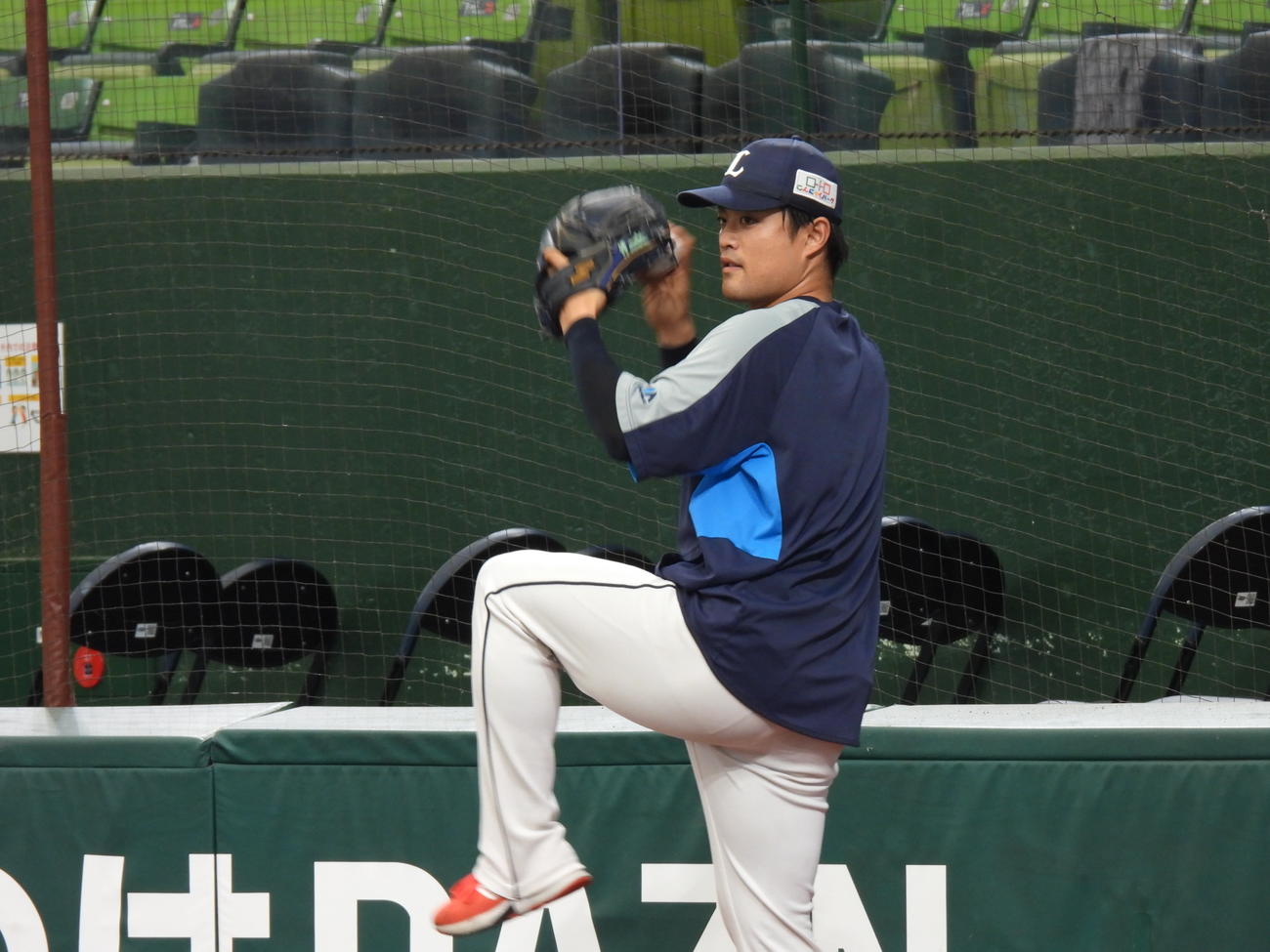 先発する10日オリックス戦に向けて調整を行う西武松本（球団提供）
