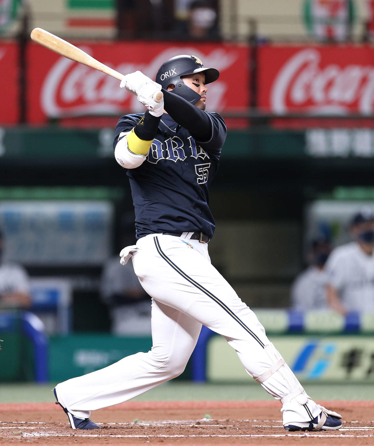 西武対オリックス　2回表オリックス1死、先制の右越え本塁打を放つT－岡田（撮影・河野匠）