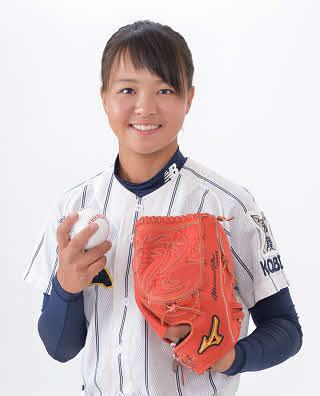 14日に東京ドームで行われる巨人対DeNAの始球式を務める神戸弘陵・島野愛友利投手（球団提供）