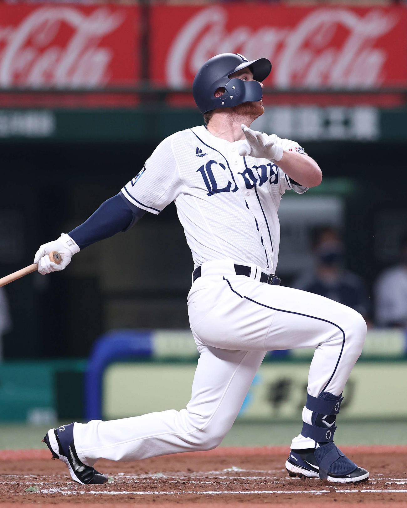 西武対オリックス　2回裏西武1死二、三塁、先制の中越え3点本塁打を放つスパンジェンバーグ（撮影・河野匠）