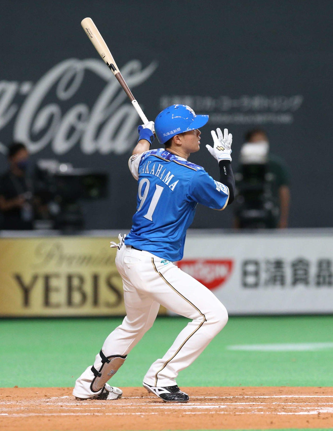 日本ハム対ソフトバンク　3回日本ハム1死、高浜は左越え本塁打を放つ（撮影・佐藤翔太）