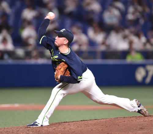 中日対ヤクルト　7回裏、ヤクルト2番手で登板する今野（撮影・森本幸一）